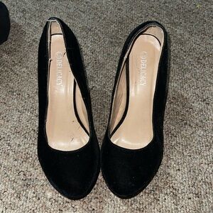 Delicacy Wedge Pumps